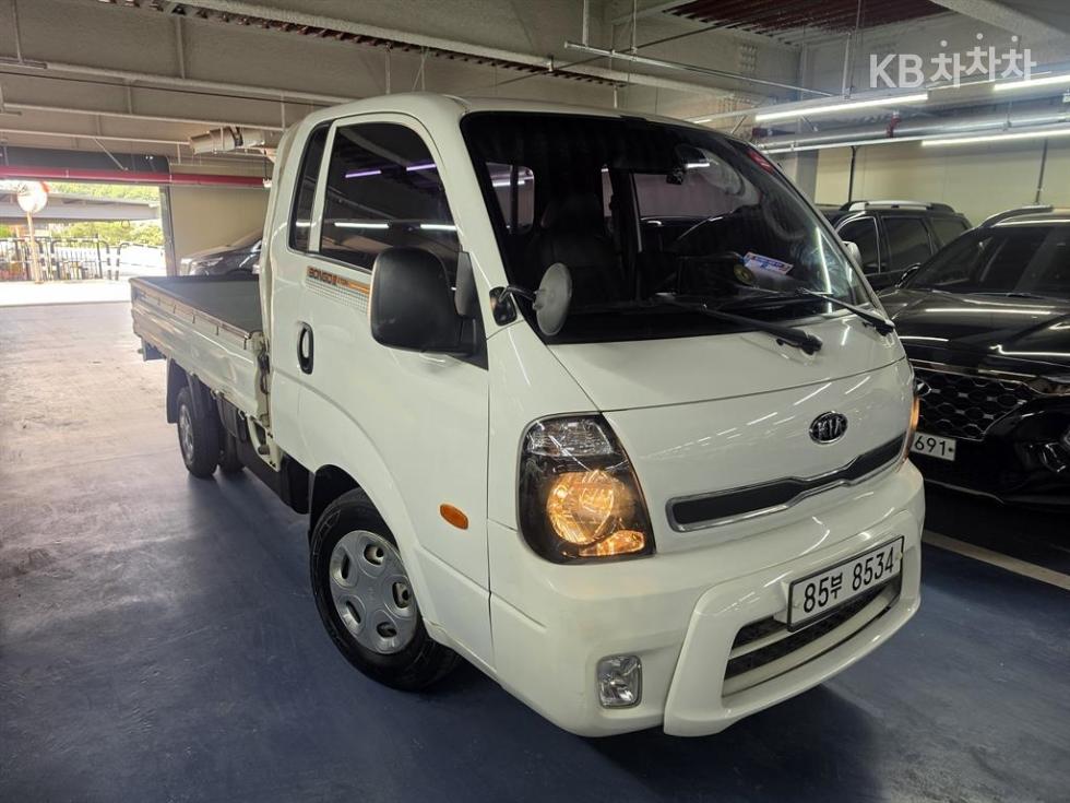 2013 - kia bongo iii
