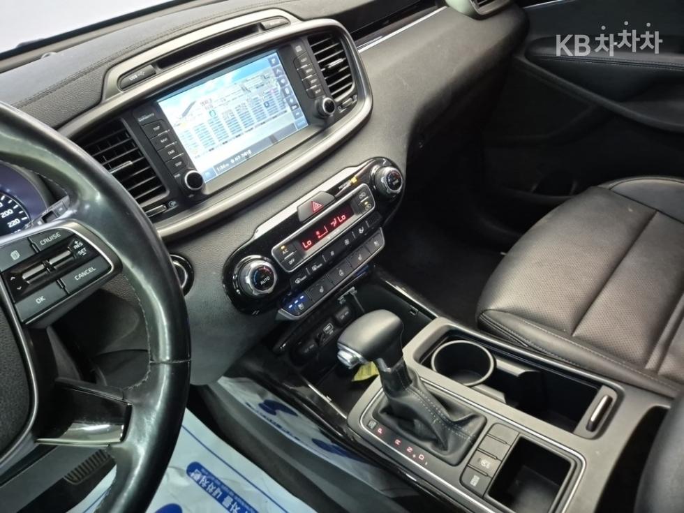2018 - kia sorento