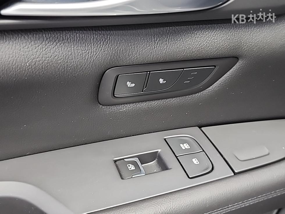 2017 - cadillac ct6