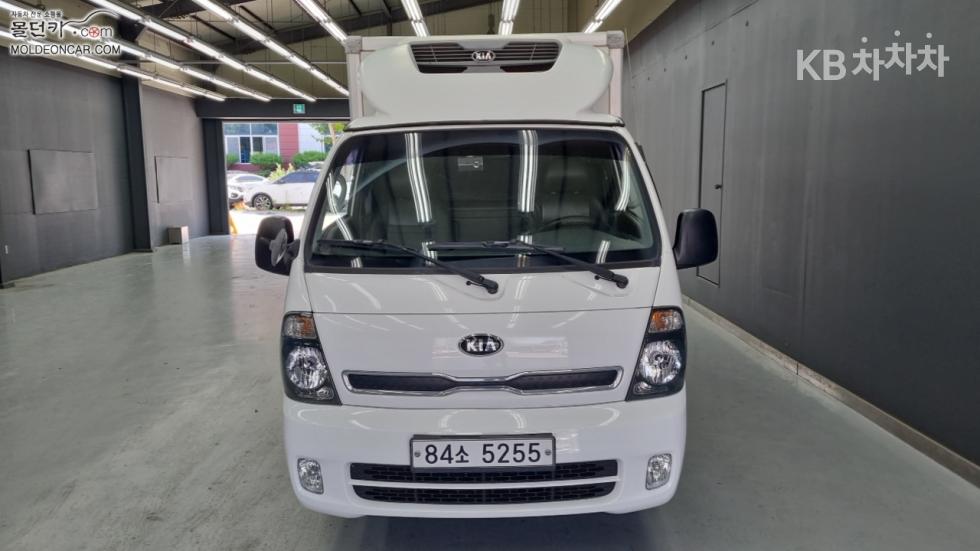 2018 - kia bongo iii