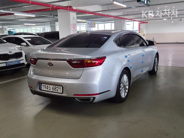 2016 - kia k7