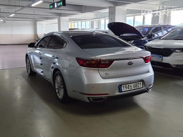 2016 - kia k7