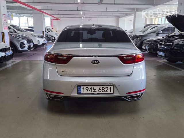 2016 - kia k7