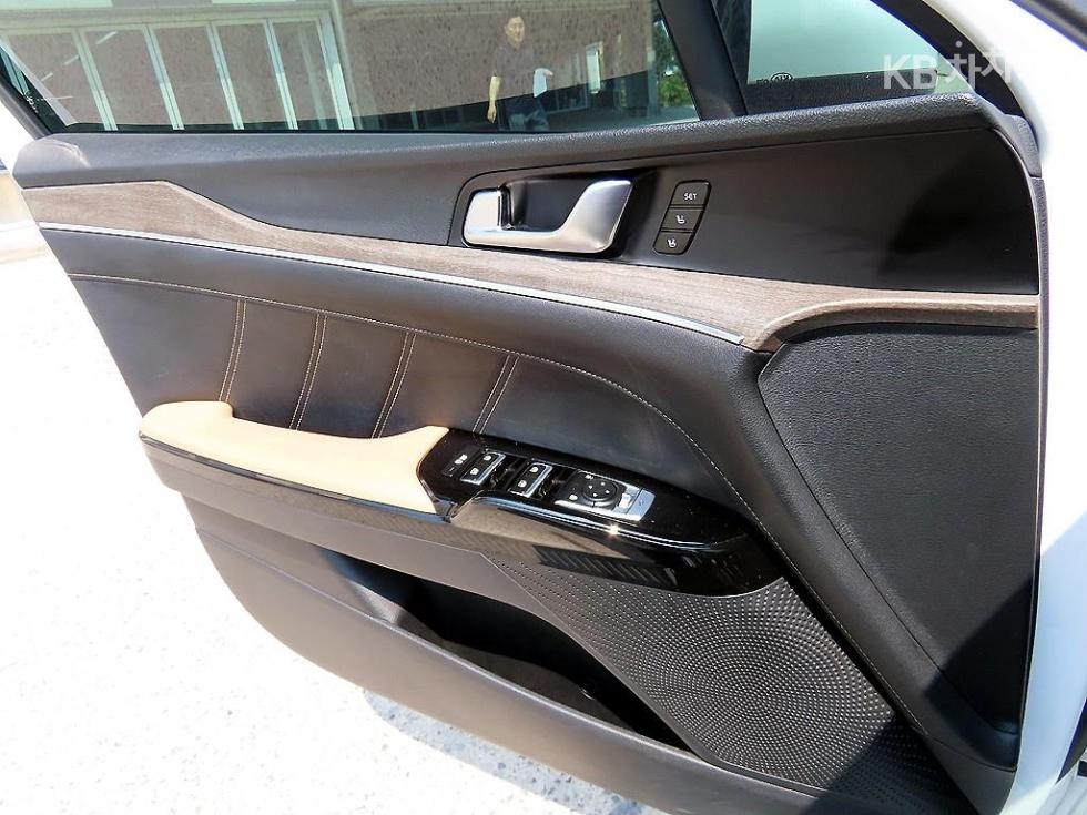 2020 - kia k5