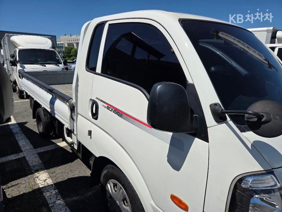 2022 - kia bongo iii