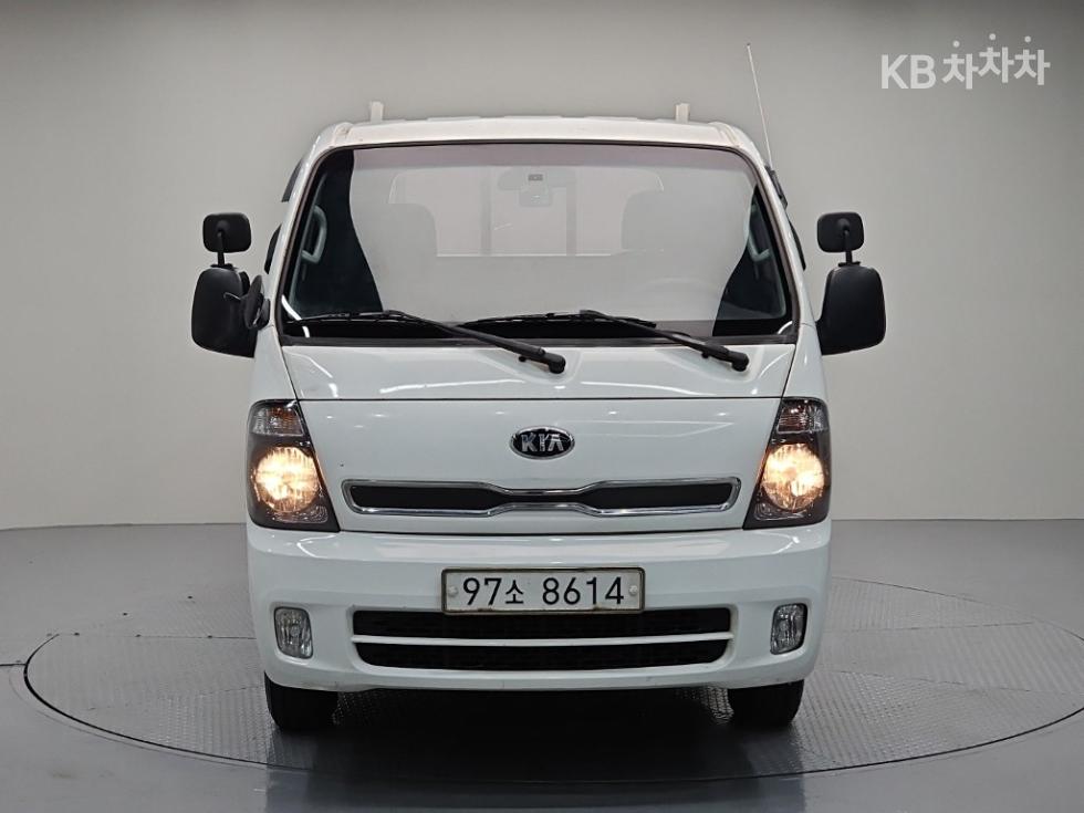 2016 - kia bongo iii