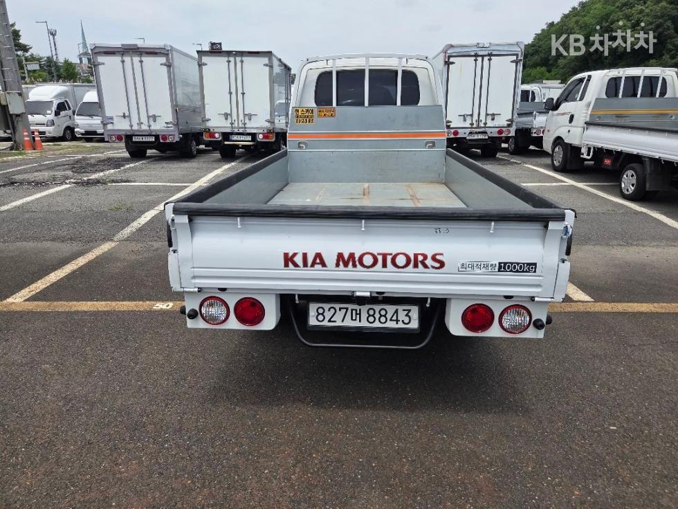 2022 - kia bongo iii