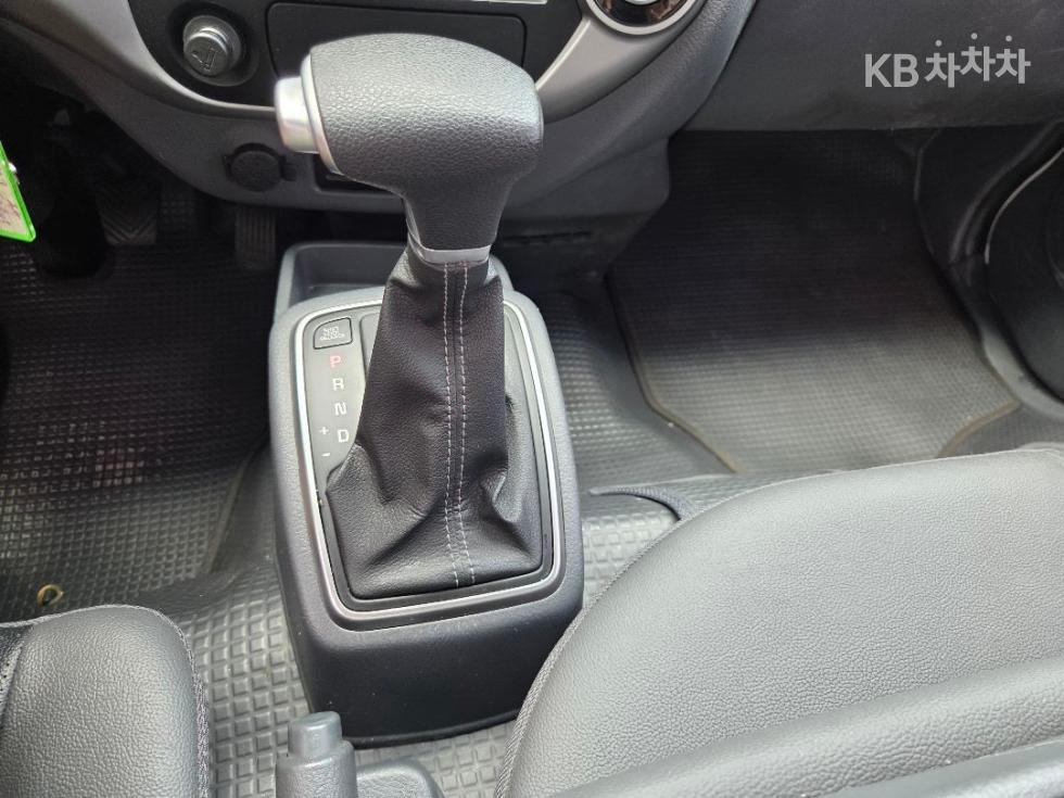 2022 - kia bongo iii