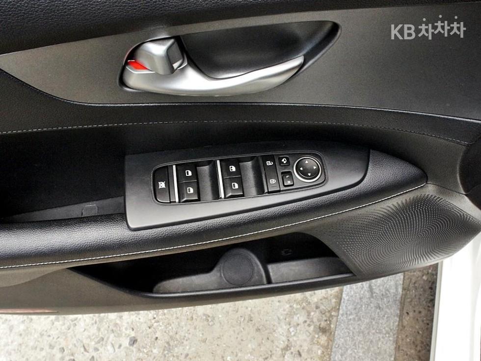 2019 - kia k3