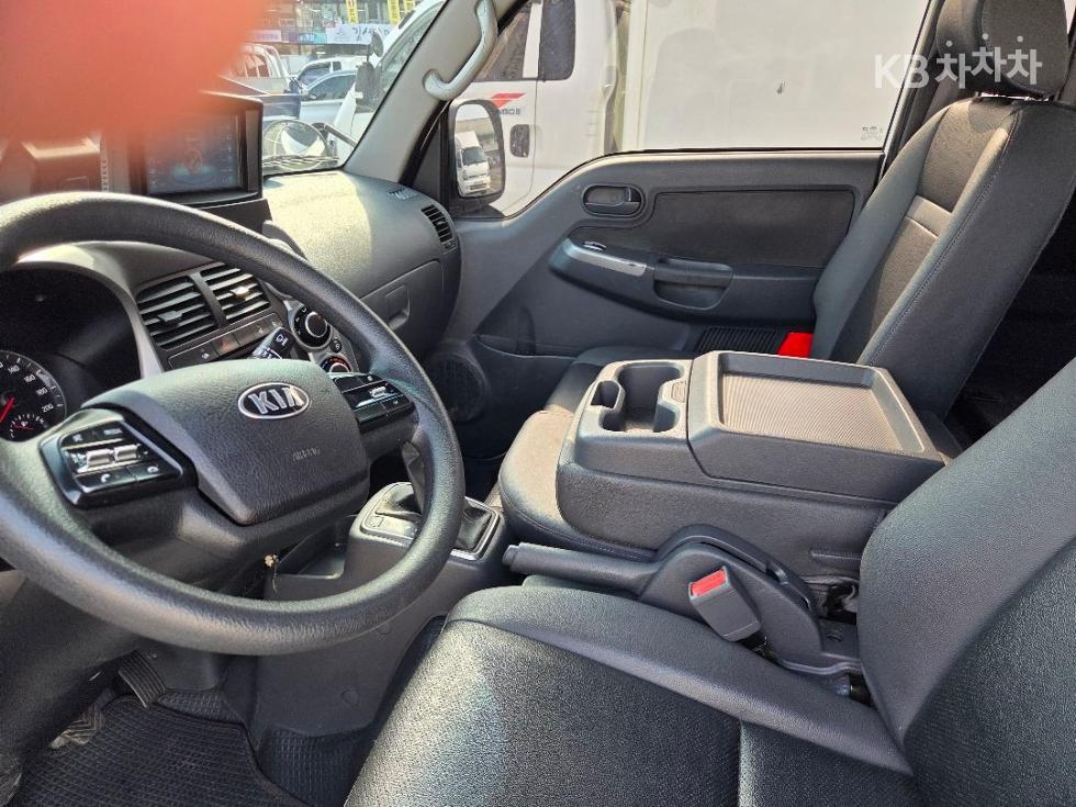2022 - kia bongo iii