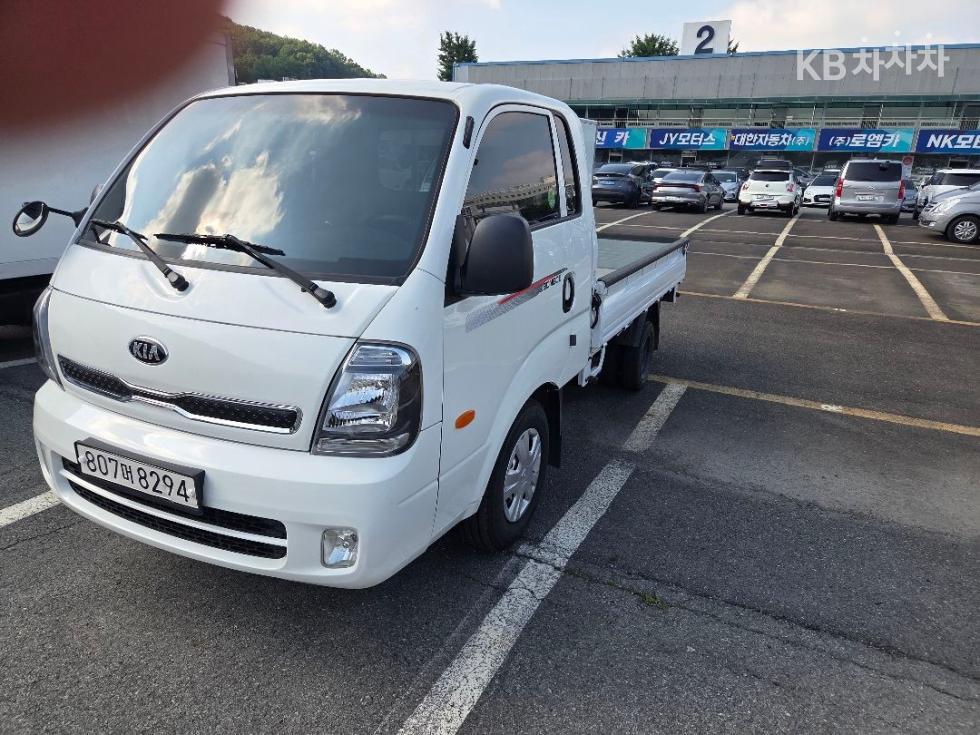 2022 - kia bongo iii