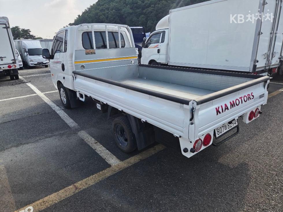 2022 - kia bongo iii