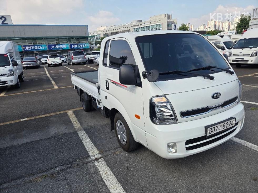 2022 - kia bongo iii