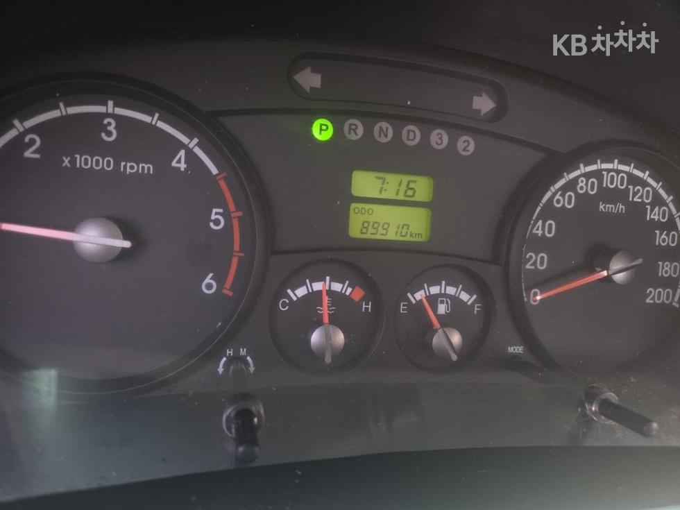 2016 - kia bongo iii