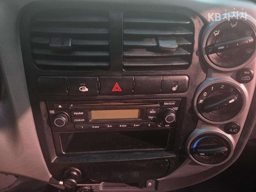 2016 - kia bongo iii