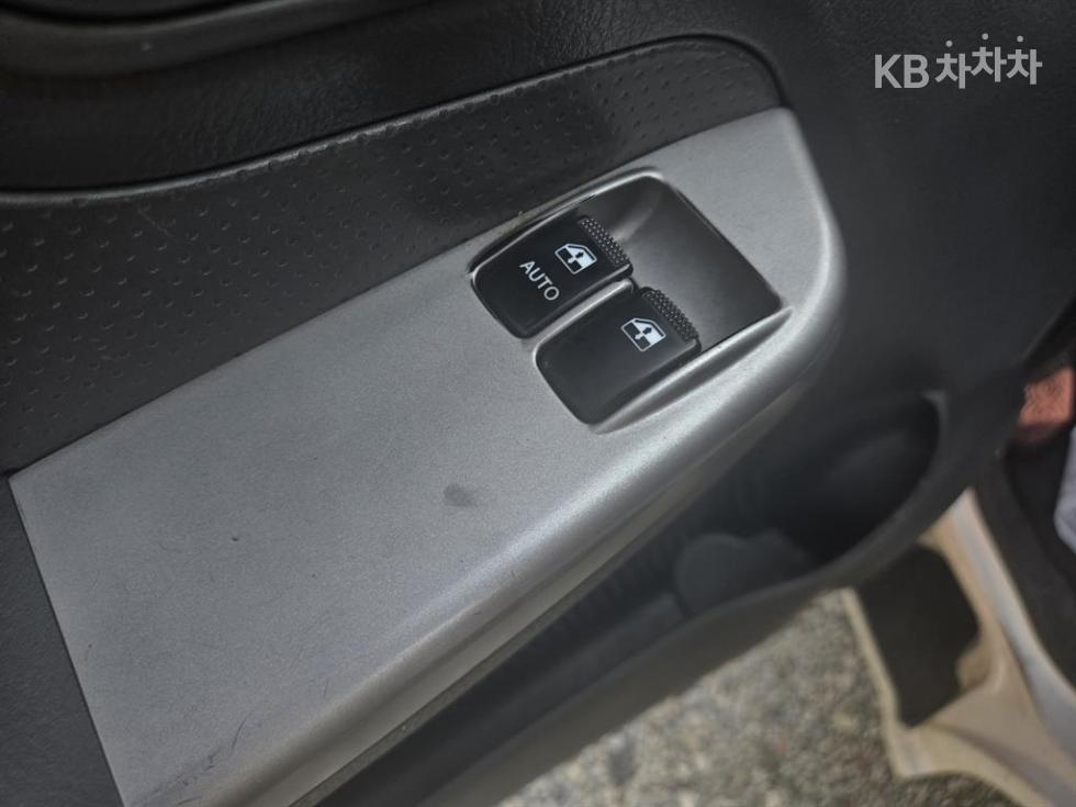 2016 - kia bongo iii