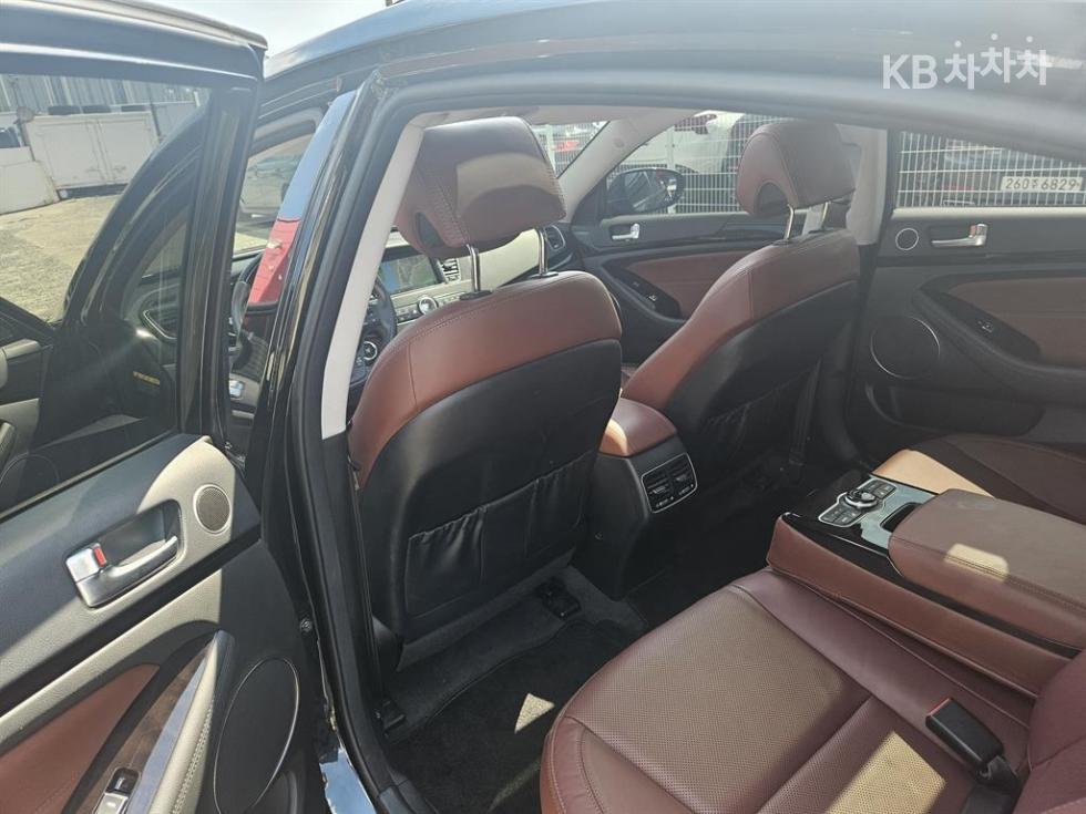 2015 - kia k7