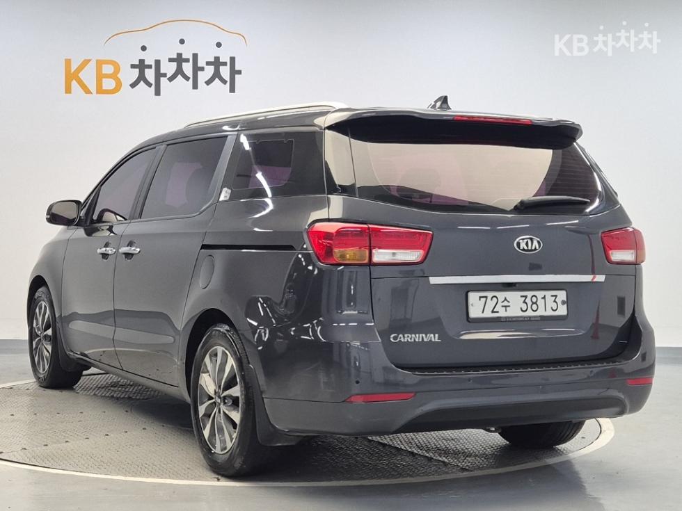 2015 - kia carnival