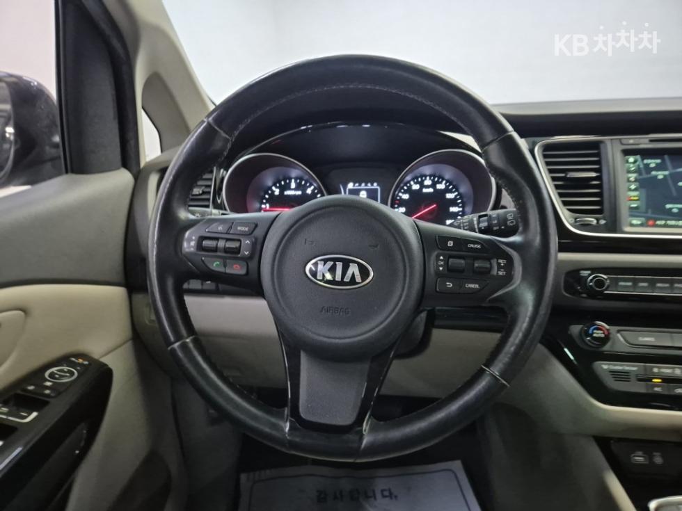2015 - kia carnival