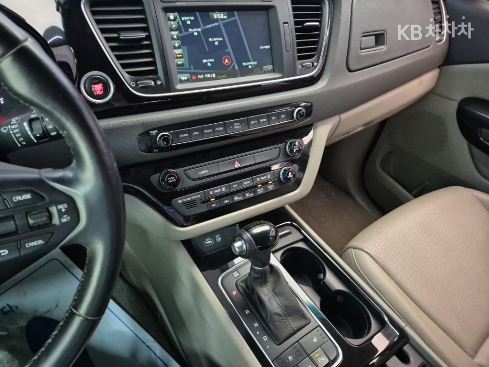 2015 - kia carnival