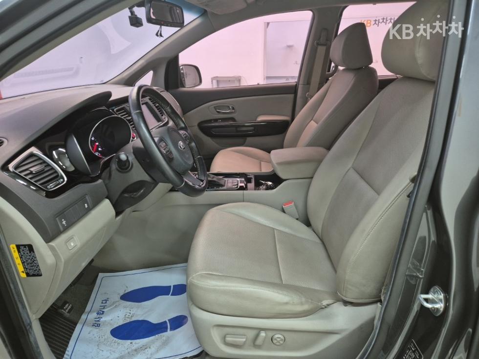 2015 - kia carnival