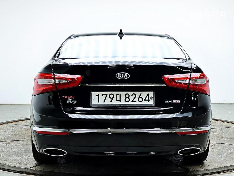 2015 - kia k7