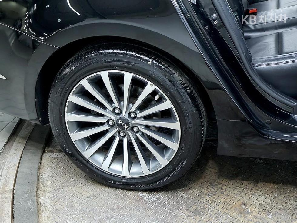 2015 - kia k7