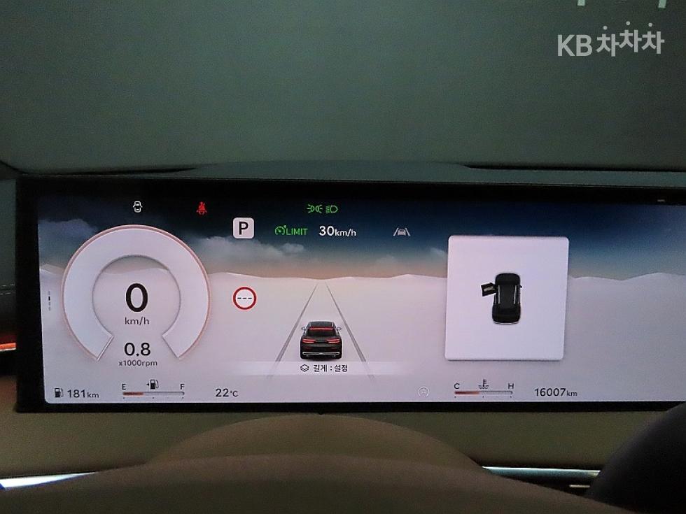 2024 Genesis GV70 photo