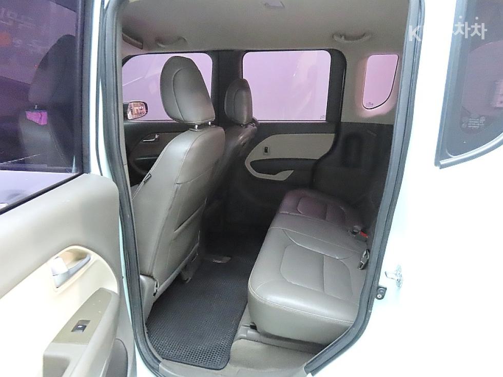 2012 - kia ray