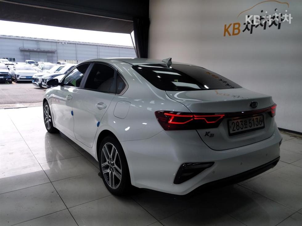 2020 - kia k3