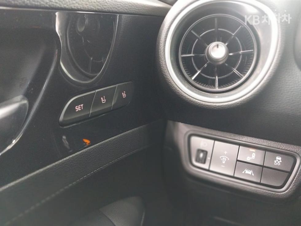 2020 - kia k3
