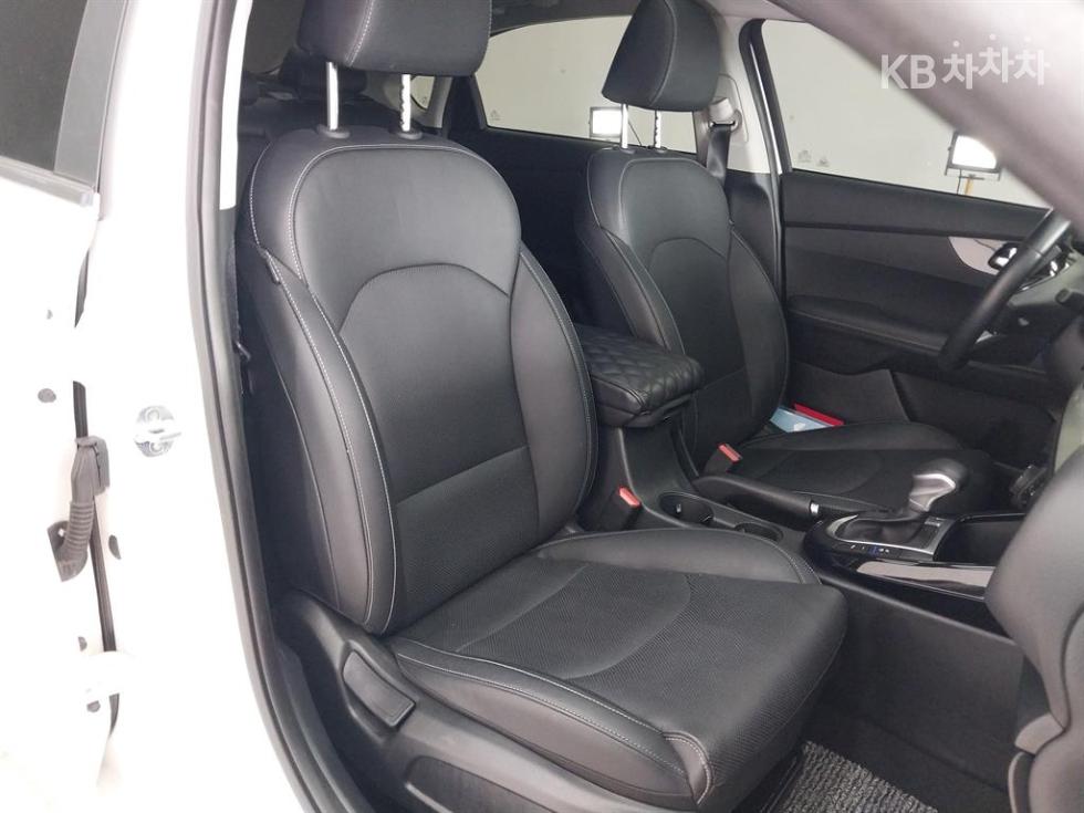 2020 - kia k3