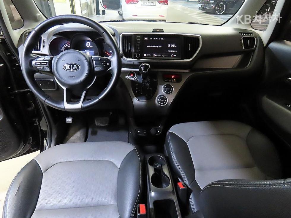 2020 - kia ray