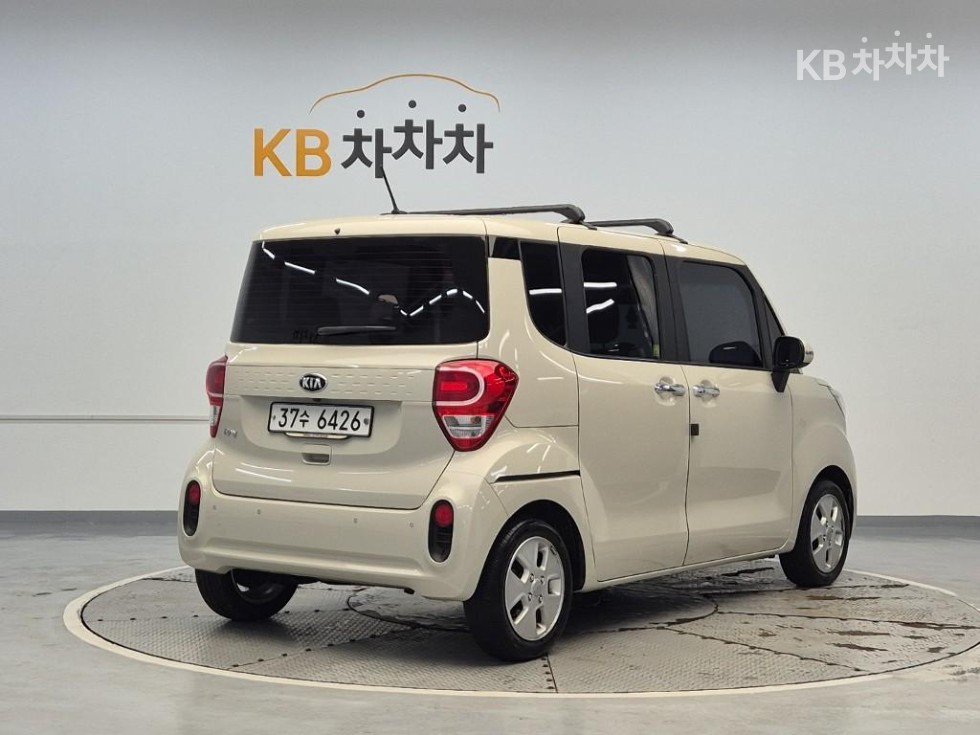 2018 - kia ray