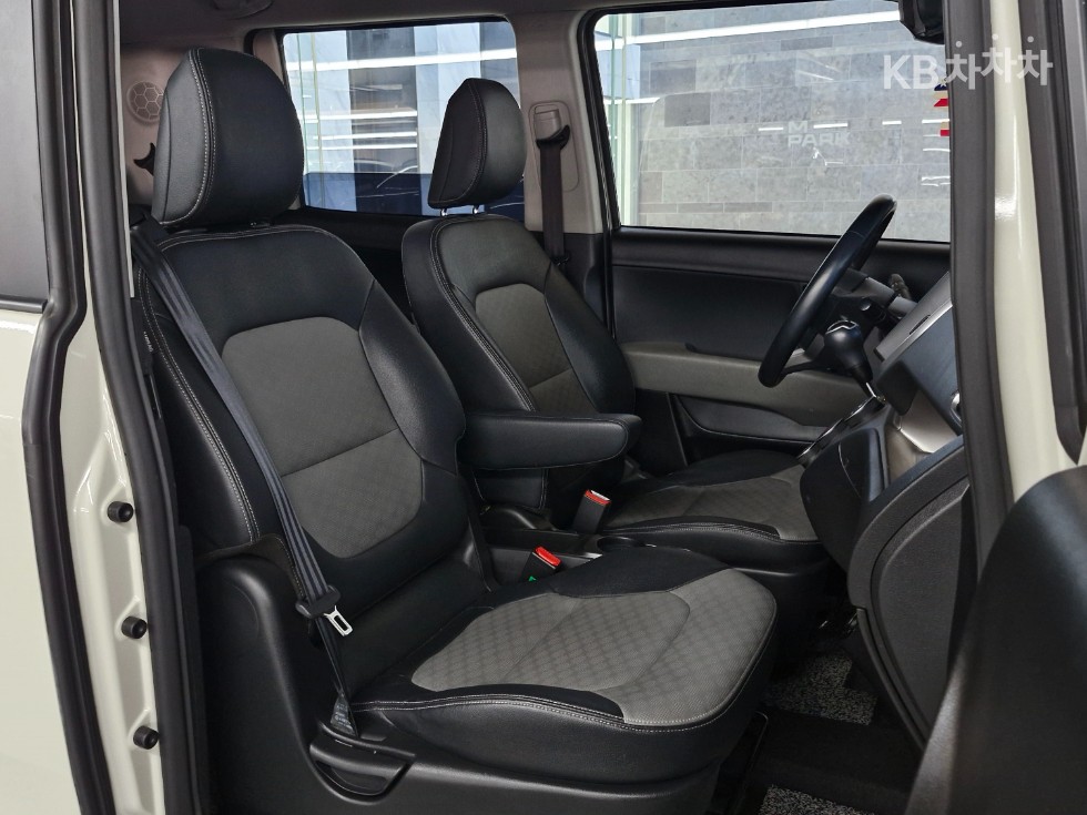 2018 - kia ray