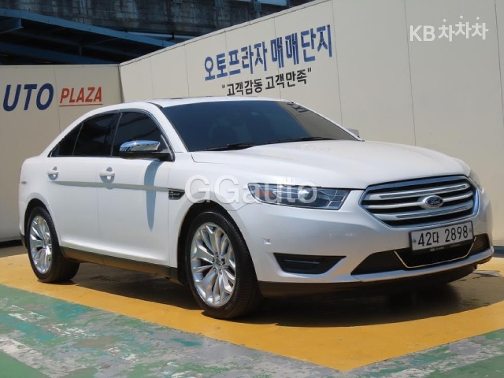 2017 ford taurus