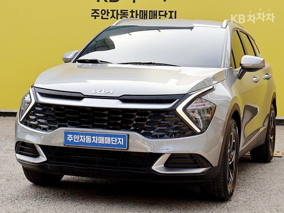 2023 - kia sportage