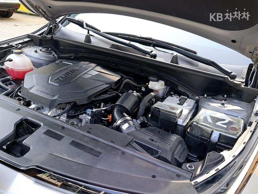 2023 - kia sportage