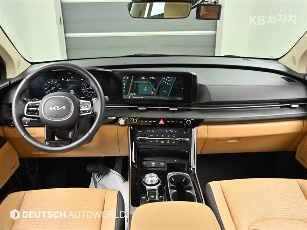2023 - kia carnival