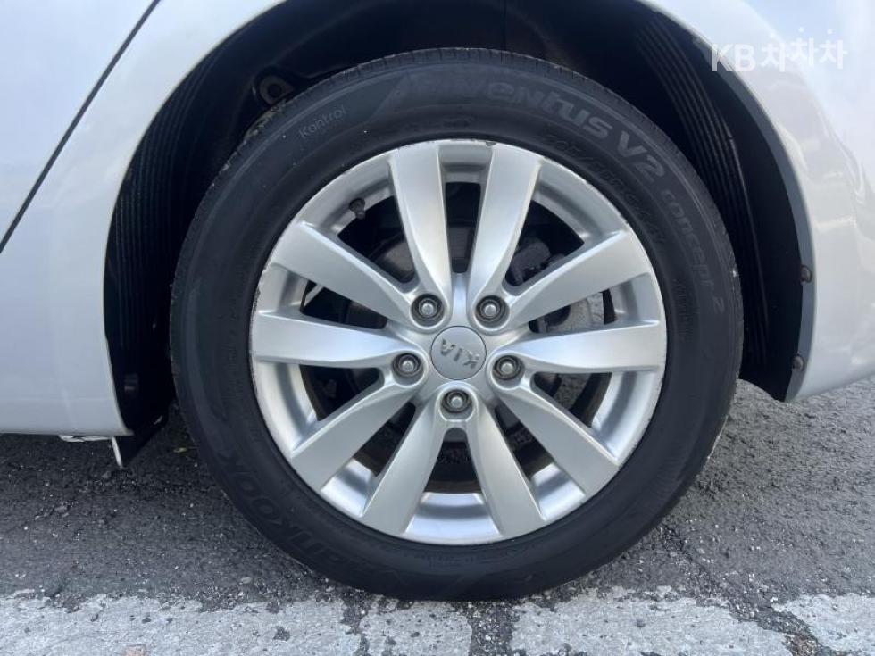 2014 - kia k3