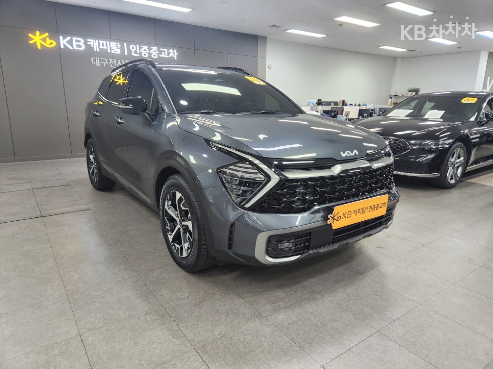 2023 - kia sportage