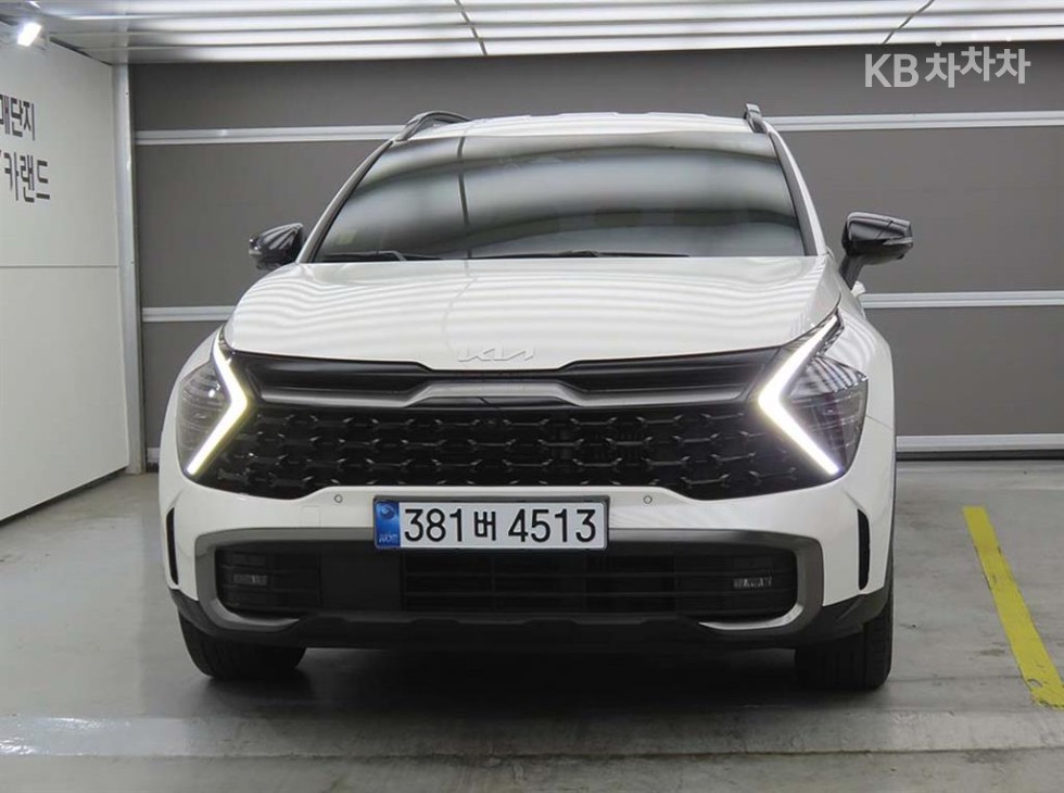 2022 - kia sportage