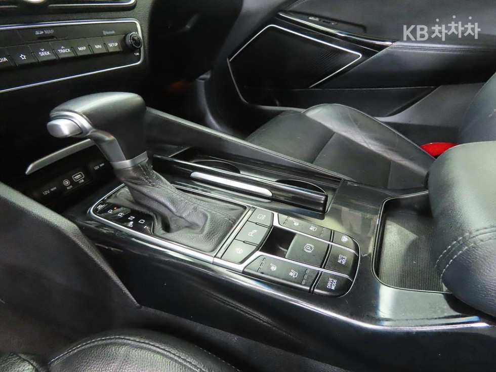 2018 - kia k7
