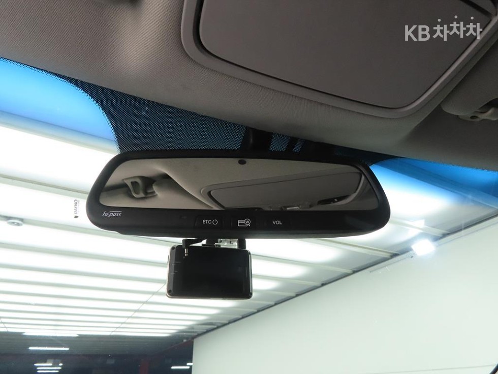 2018 - kia k7