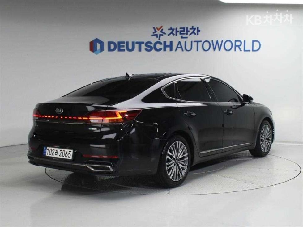 2020 - kia k7