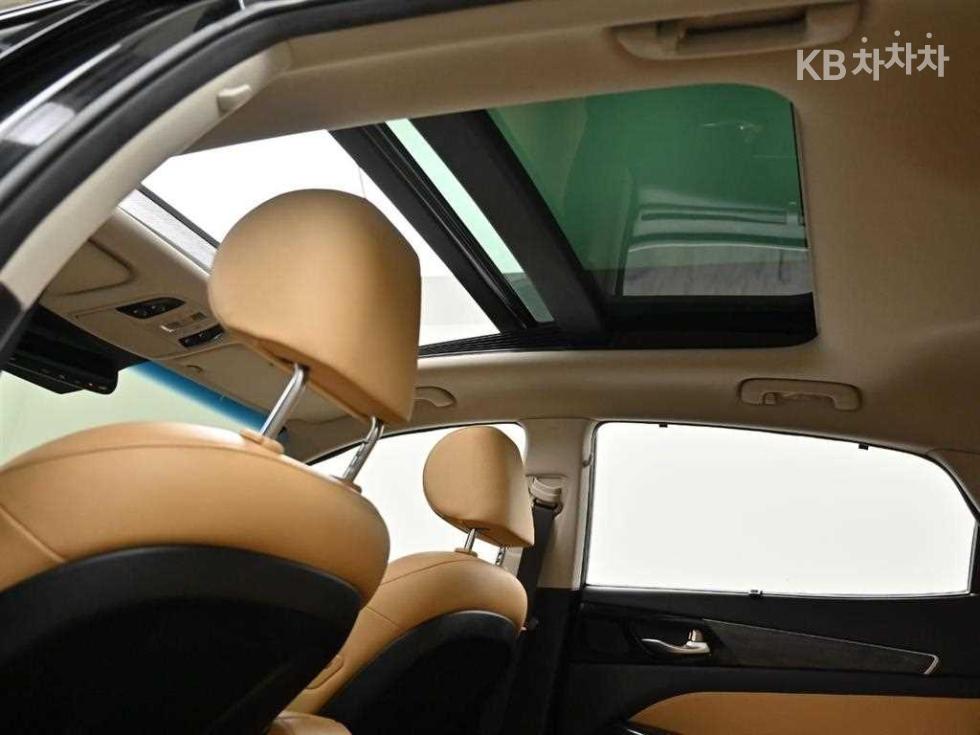 2020 - kia k7