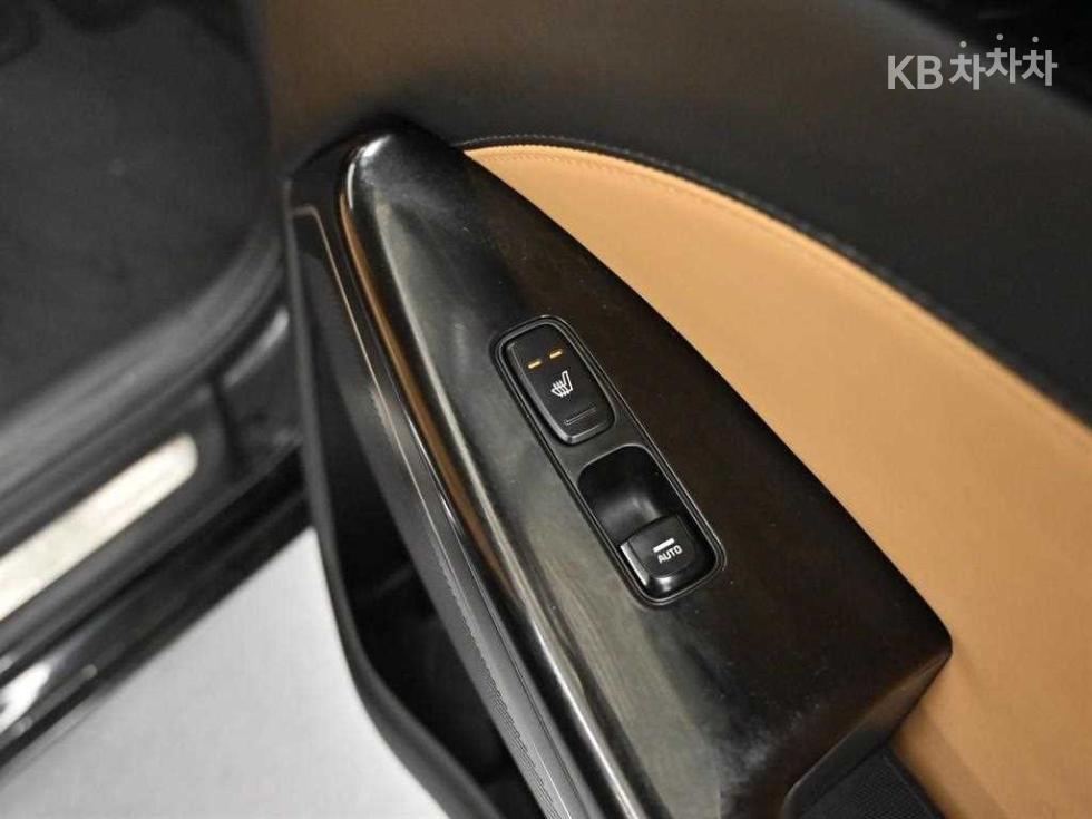 2020 - kia k7