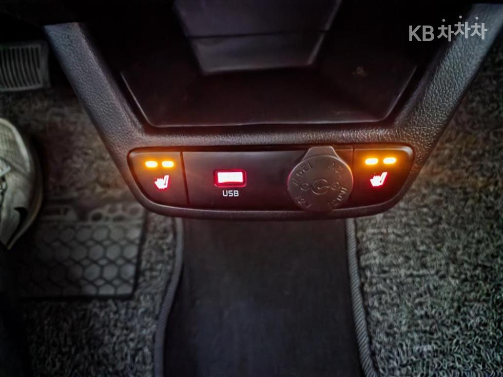 2022 - kia ray