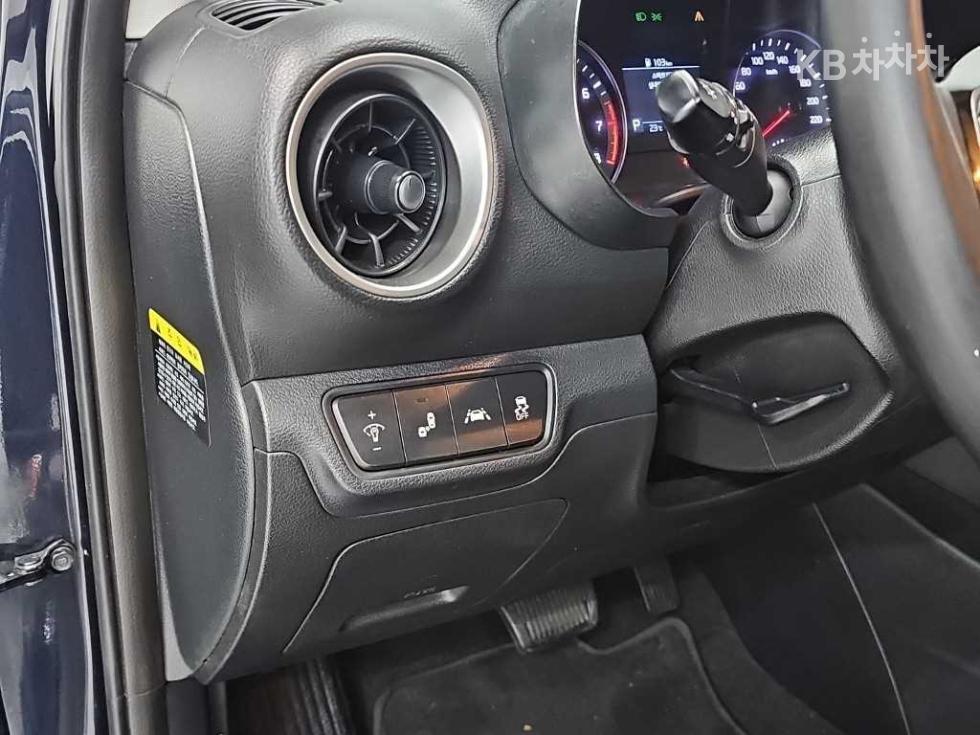 2019 - kia k3