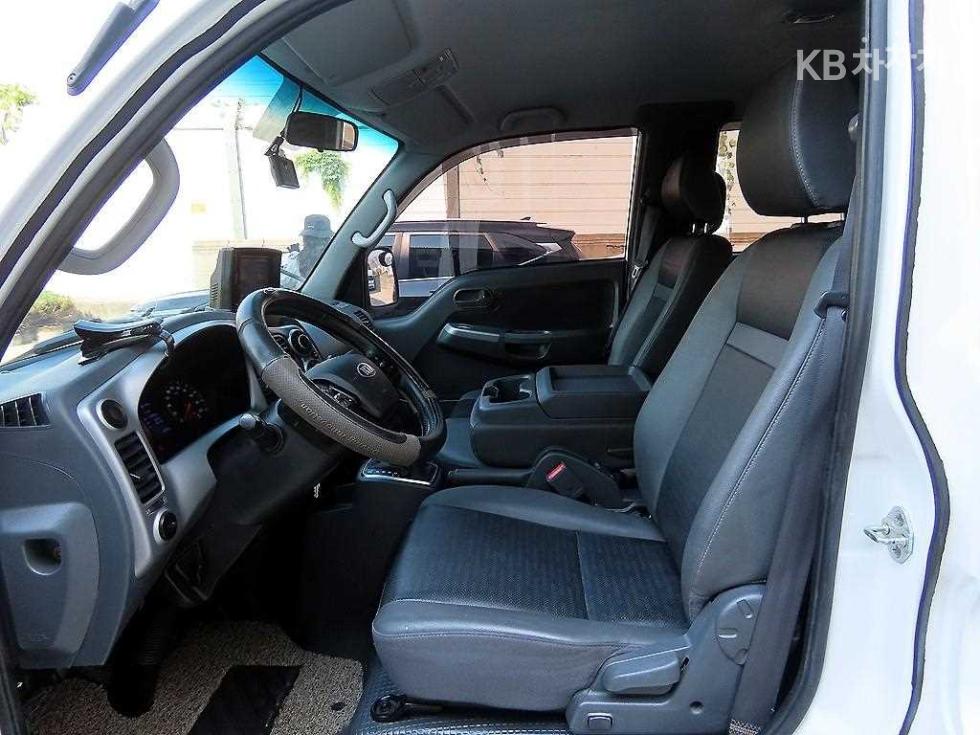 2020 - kia bongo iii
